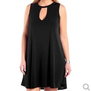 Black Sleeveless Keyhole Dress
